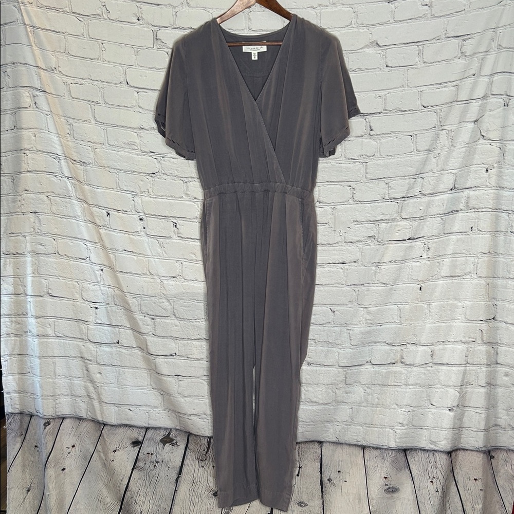 Anthropologie Cloth & Stone Gray V-Neck Short Sleeve Jumpsuit Size X-Small